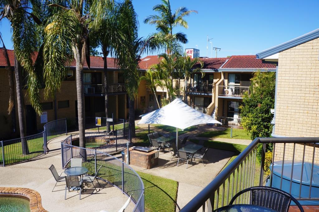 Jadon Place Holiday Apartments Gold Coast Exterior photo